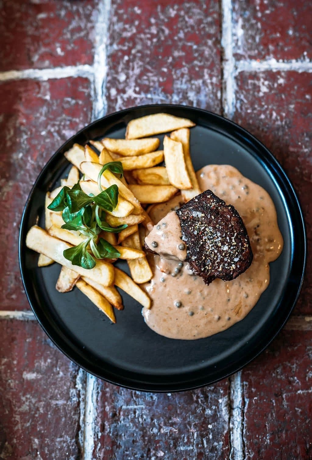 Hovězí steak — pohled z výšky